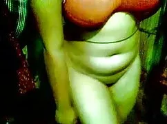 নকল মানুষের, টুন, হে ...