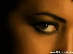 মেয়ে হিজড়া, মুখের  ...