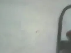 বড় সুন্দরী মহিলা, স ...