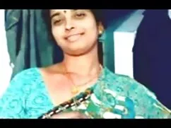 এক মহিলা ইংলিশ সেক্স ...