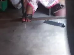 এবং একটি ভোজপুরি সেক ...