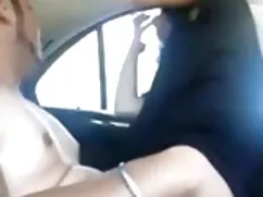 এটা গাড়ী নয় সেক্সি ...