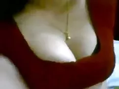 বড়ো বুকের ইন্ডিয়ান ...