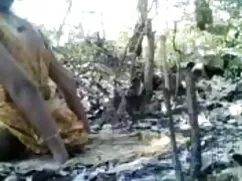 এক মহিলা বহু থ্রি এক ...